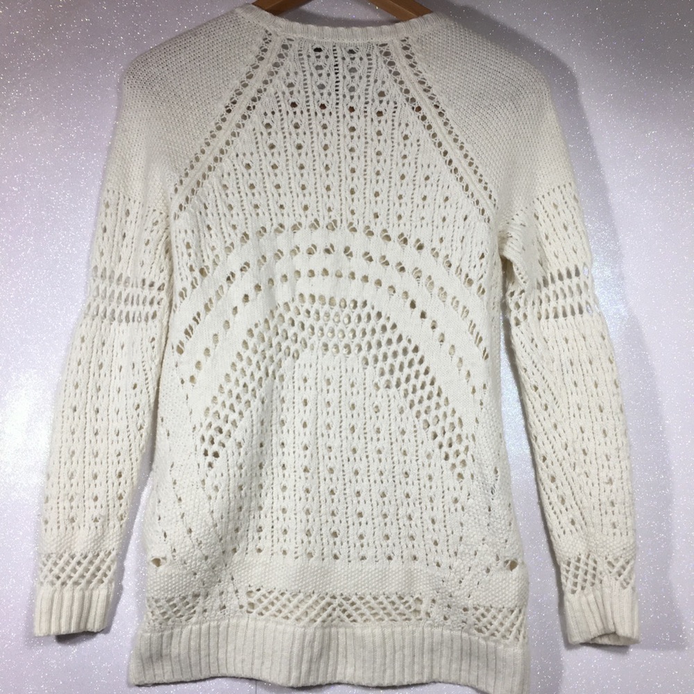 Sweater - Picture 6 of 7